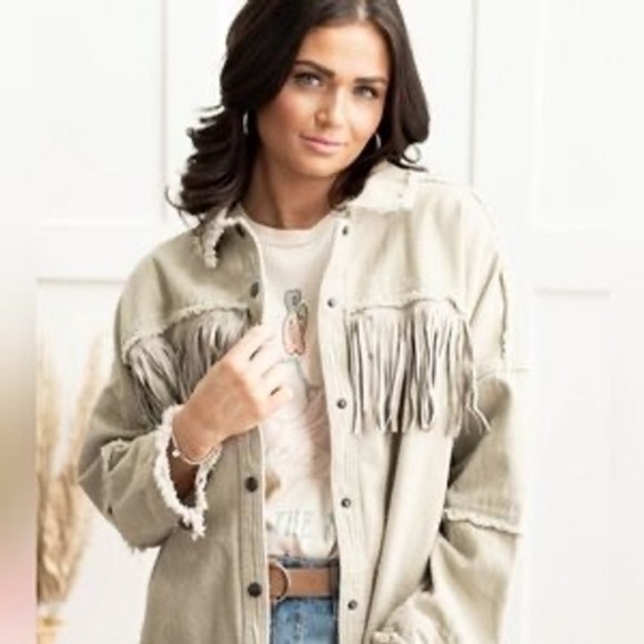 Savanna Jane Womens 1X Fringe Denim Shacket Jacket Shirt Oversized - Picture 1 of 10
